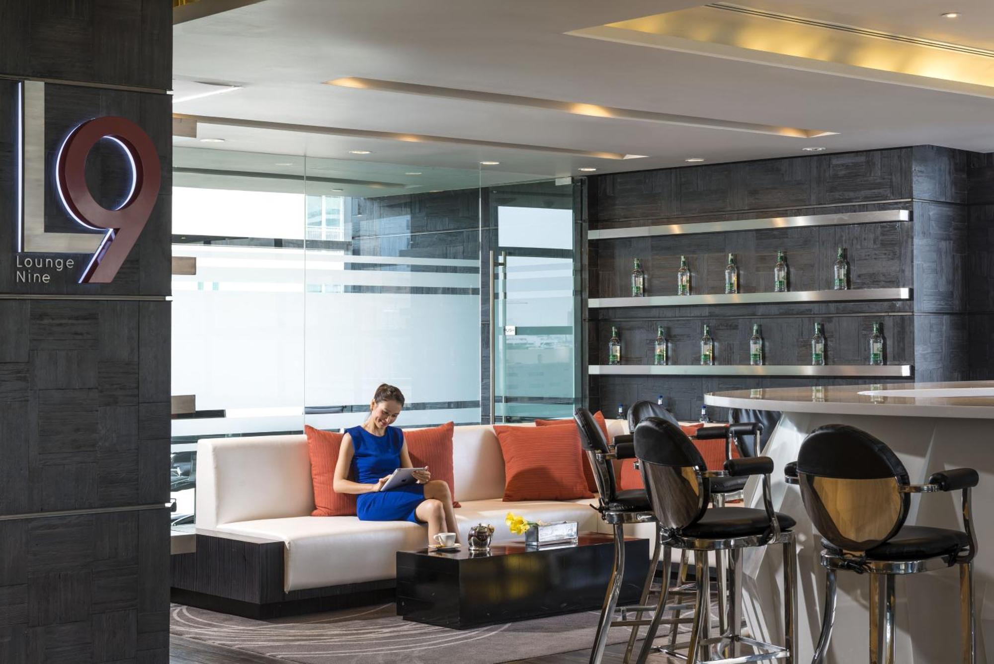 Holiday Inn Bangkok Sukhumvit By Ihg Exterior foto